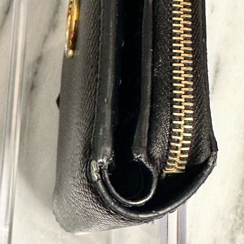 Fendi Black Bifold Leather Wallet Snap Zip Closure 8M0407 Includes COA - Picture 6 of 16